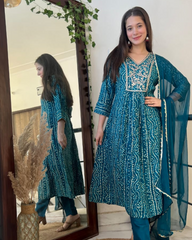 Anarkali Bandej Print Kurti Pant Set